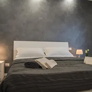 Parini Flat , Lecce Italie